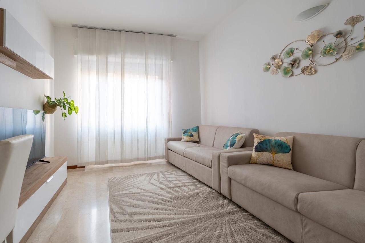 San Siro Big House Wifi Netflix Free Parking Apartman Milánó Kültér fotó