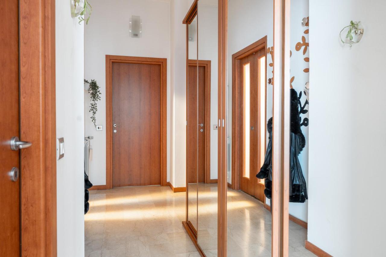 San Siro Big House Wifi Netflix Free Parking Apartman Milánó Kültér fotó
